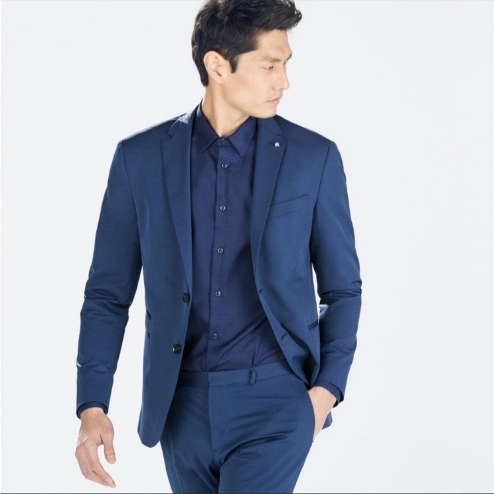 Zara Man navy blue blazer size USA 38 two buttons classic elegant casual